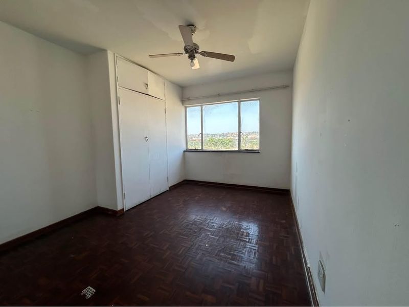 For Rent | Montclair | 2 bedroom Apartment - Photo 8