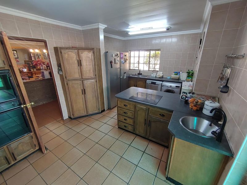 14ha of Prime Agricultural Land with Spacious Farm House & Entertainment Areas - Photo 9