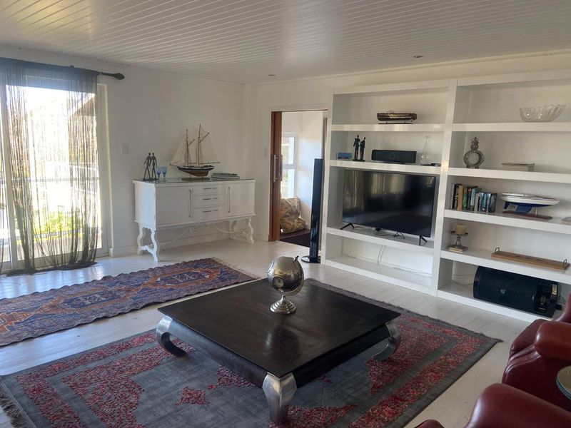 Fully Furnished Home in Glencairn Heights - Photo 7