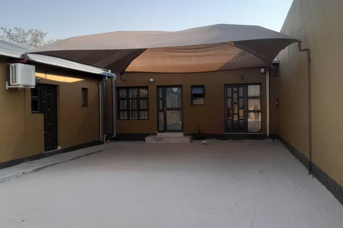 GUEST HOUSE FOR SALE - ONGWEDIVA - Photo 2