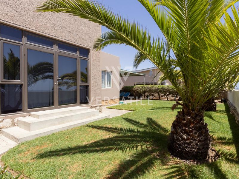 Beachfront home for Sale in Vineta, Swakopmund - Photo 3