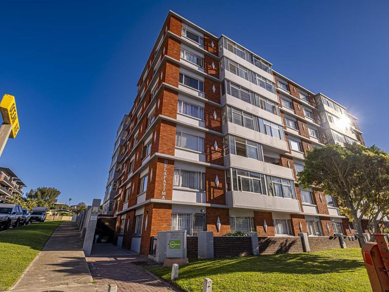 Ocean View 2-Bed Apartment | Ideal Student Accommodation Investment | Humewood - Photo 4