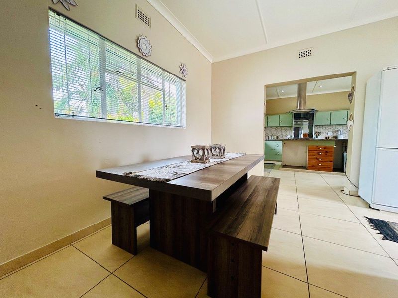 4 bedroom house with 2 flatlets to buy - Photo 5