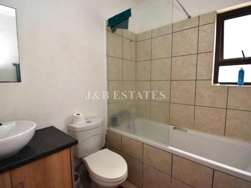 2-Bedroom Apartment - Photo 4