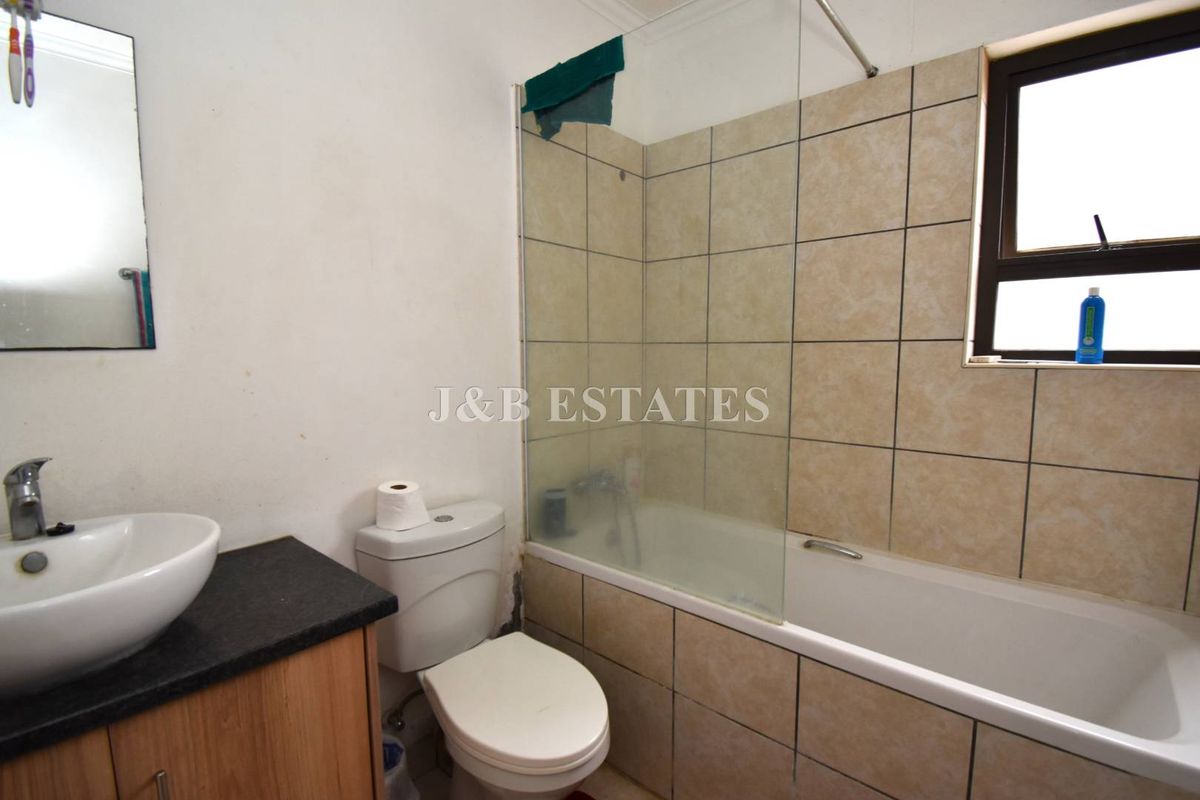 2-Bedroom Apartment - Photo 4