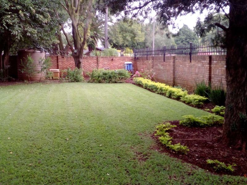 This house has it all! - Photo 2