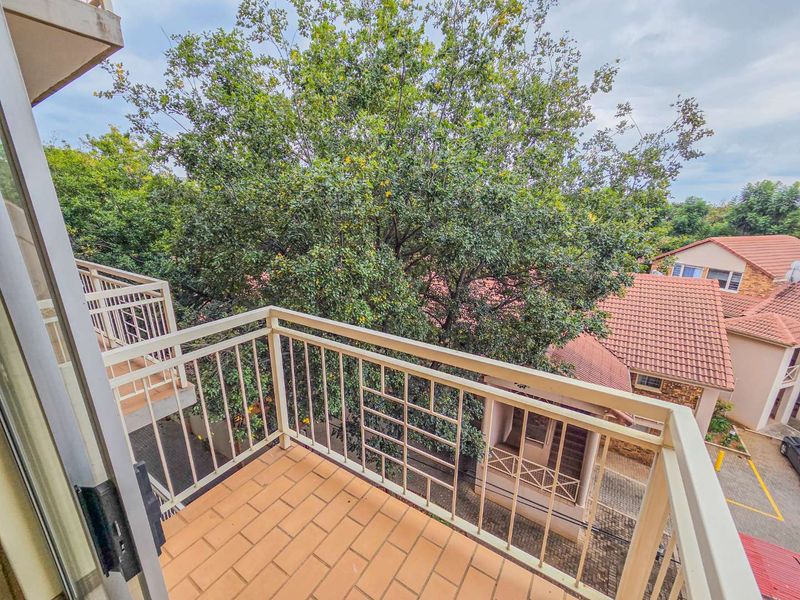 2 Bedroom Apartment available Hillcrest - Photo 9