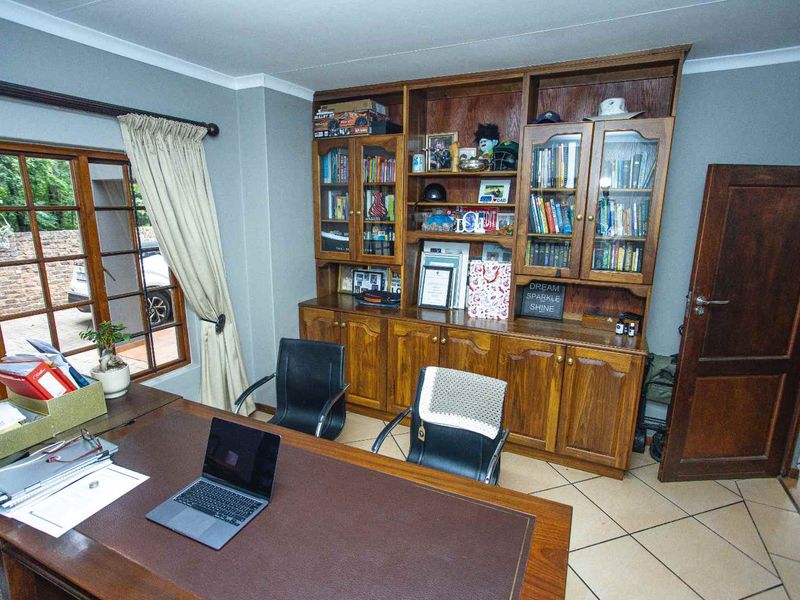 Exclusive Riverside Luxury Estate on the Banks of the Klip River - Photo 7