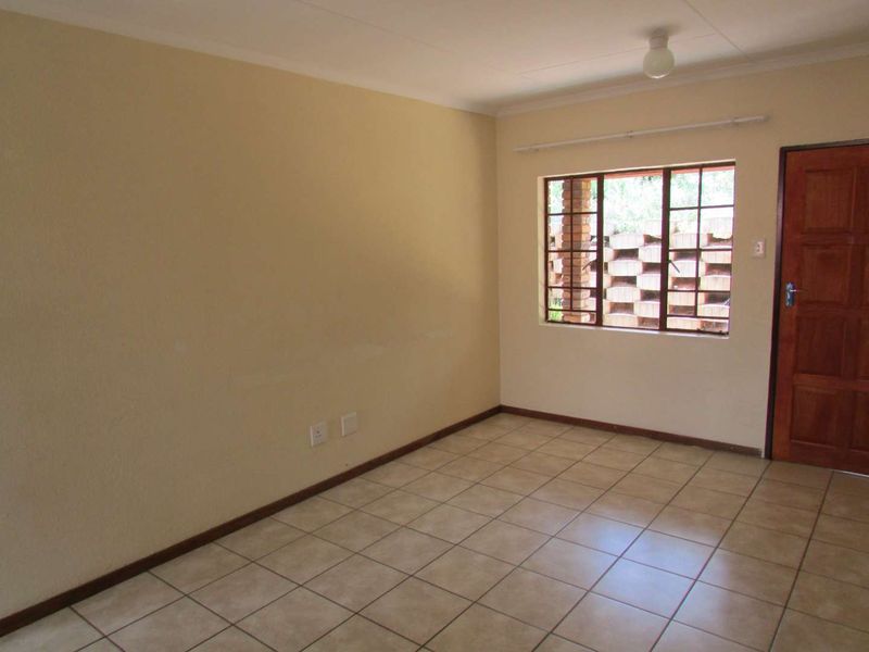 2 BEDROOM UNIT TO RENT IN PHILIP NEL PARK - Photo 8