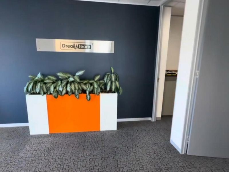 Eaton House – Premium Creative Office Space in Century City - Photo 2