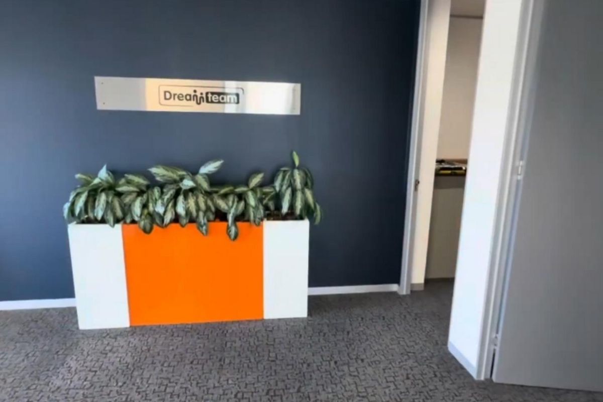 Eaton House – Premium Creative Office Space in Century City - Photo 2