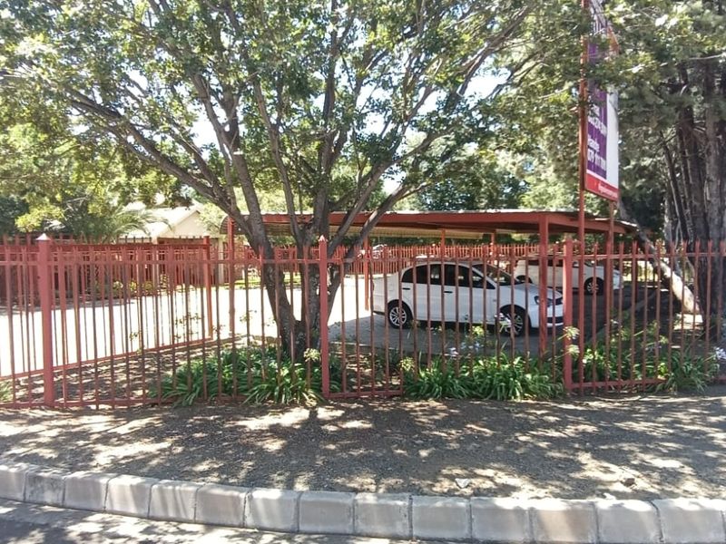 PROPERTY WITH GREAT INCOME. EXCELLENT OPPERTUNITY.DONT DELAY. - Photo 10