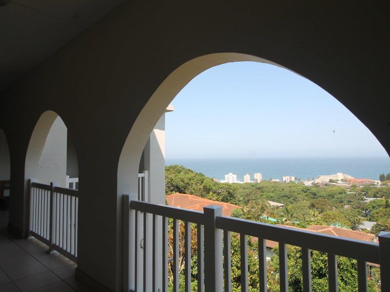 Furnished 2 bedroom House - Photo 2