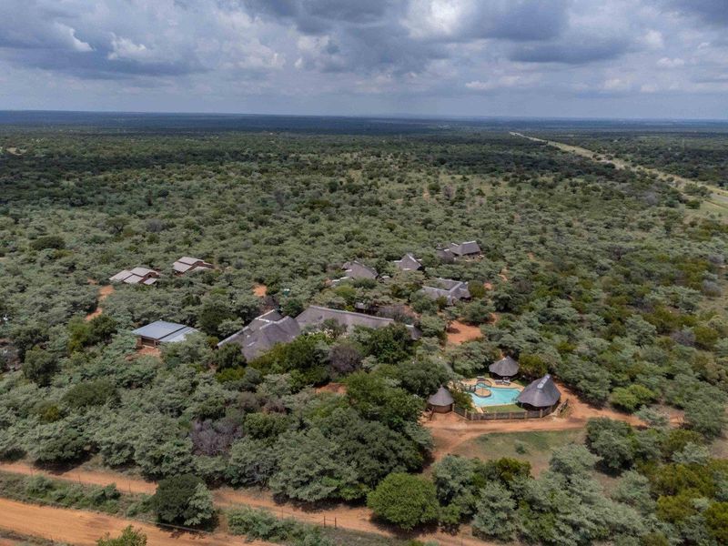 BEAUTIFUL LODGE IN DINOKENG GAME RESERVE - Photo 5