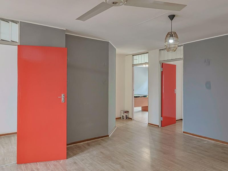 Prime 104m2 Office Suite in 14th Avenue Centre, Fairland For Sale or to Rent - Photo 5