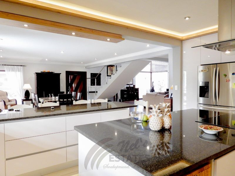 Exquisite Home For Sale in Vogelstrand - Photo 6