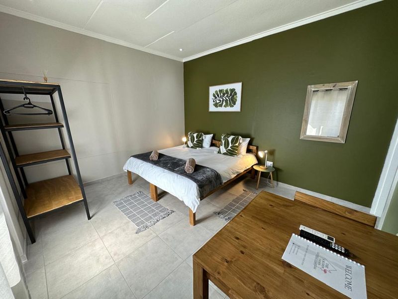 Guest house with 8 units - Photo 8