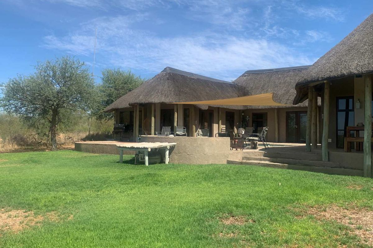 Established fresh produce plot - Photo 2