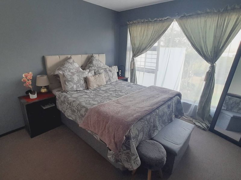 "Dream Home in Mount Kos: Pool, Tennis, and More!" - Photo 9