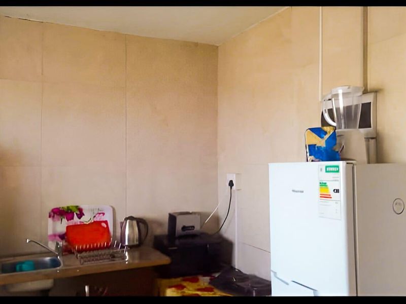 2-Bedroom Flat for Sale in Pietermaritzburg Central - Photo 4