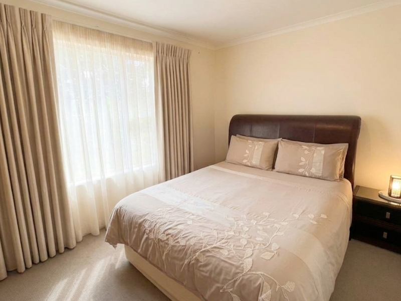 Charming 3-Bedroom Apartment at The Plum, Hyde Park - Photo 4
