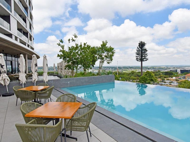 Luxurious one bedroom executive apartment for sale at Ellipse Waterfall - Photo 2