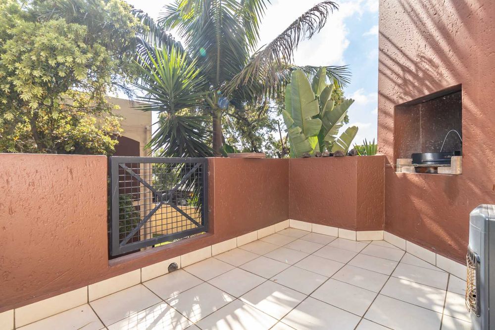 Balcony with built-in-braai