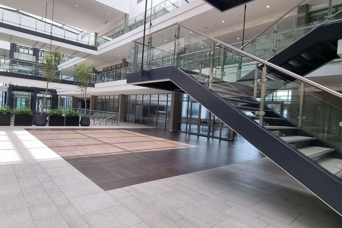 4 542m2 Waterfall City Midrand Office Block For Sale - Photo 2