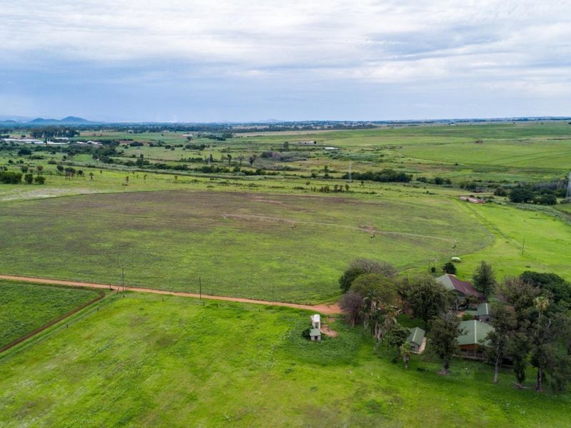 PRIME 25.75-HECTARE FARM FOR SALE – OUTSTANDING LOCATION - Photo 9