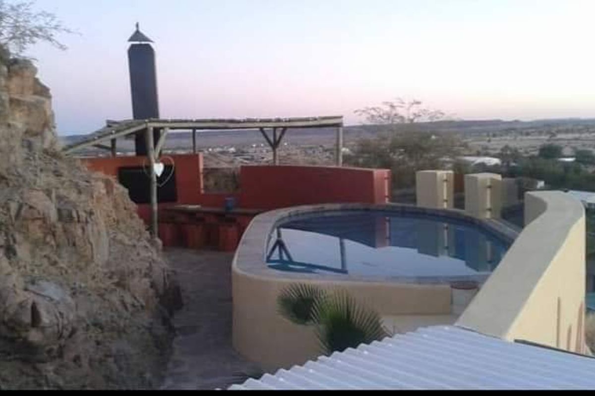 GUESTHOUSE LA ROCHELLE FOR SALE -  Don't miss this exceptional opportunity! - Photo 2