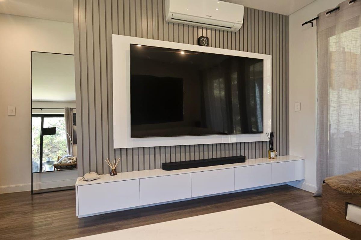 Luxury 2- FULLY FURNISHED Bedroom Apartment for Rent in Steyn City - Photo 3