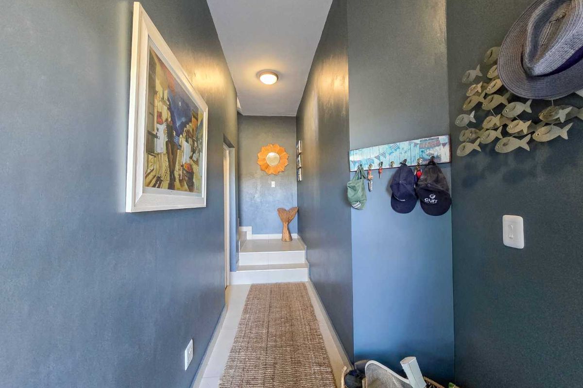 Spectacular Multi-Level beachfront home for sale in Stilbaai-Oos. - Photo 3