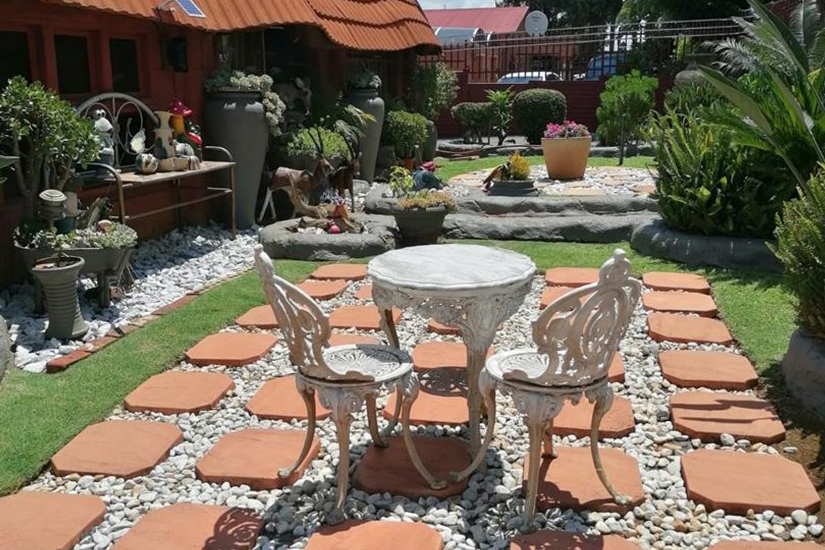 HOUSE WITH FLAT FOR SALE,DANVILLE - Photo 2