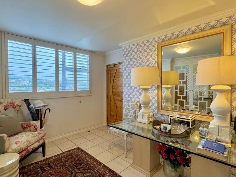Exclusive Coastal Luxury - Photo 5