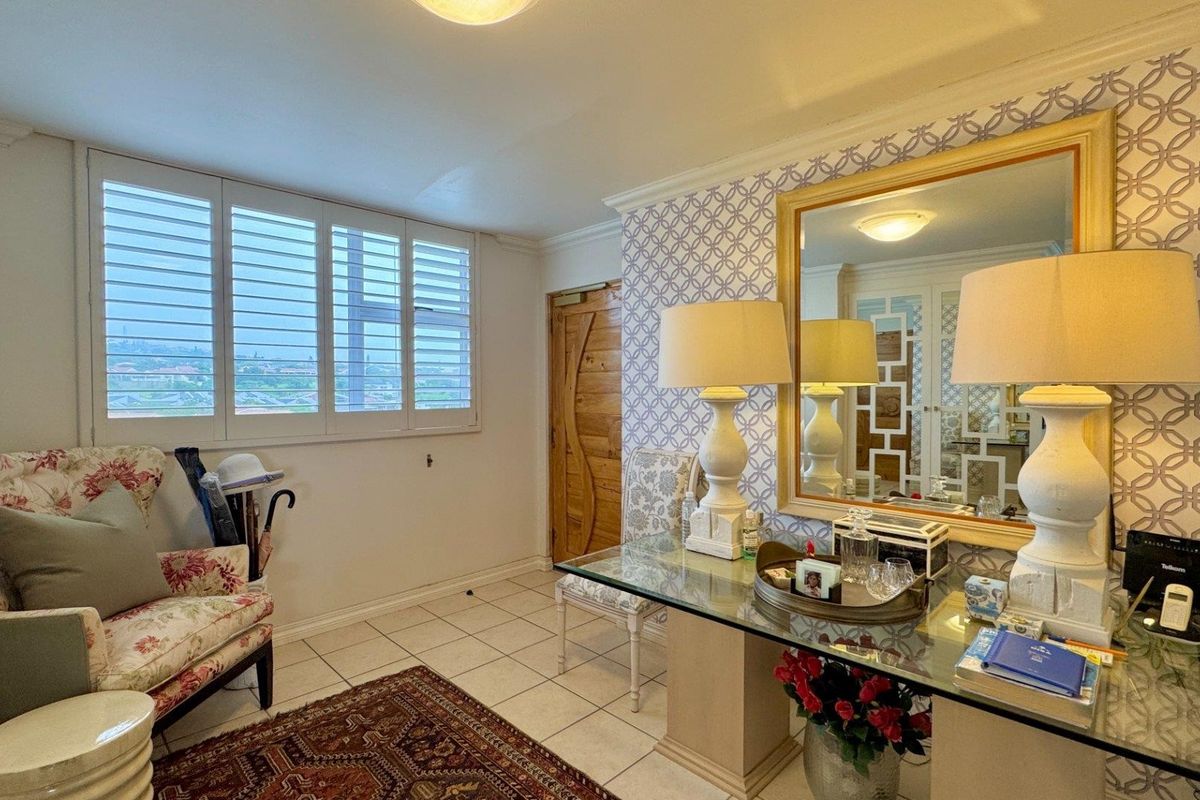 Exclusive Coastal Luxury - Photo 5