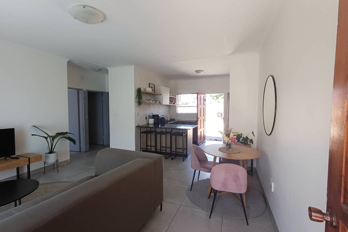 2 Bedroom Townhouse - Photo 3