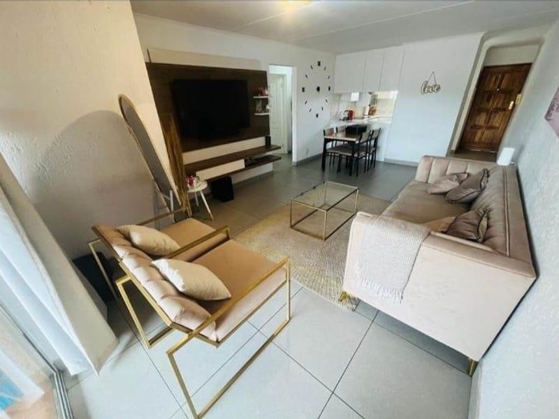 3 Bedroom Townhouse for Sale Mondeor Johannesburg South - Photo 3