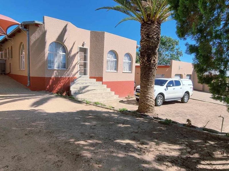 Khomasdal 3 bedroom house - Photo 8