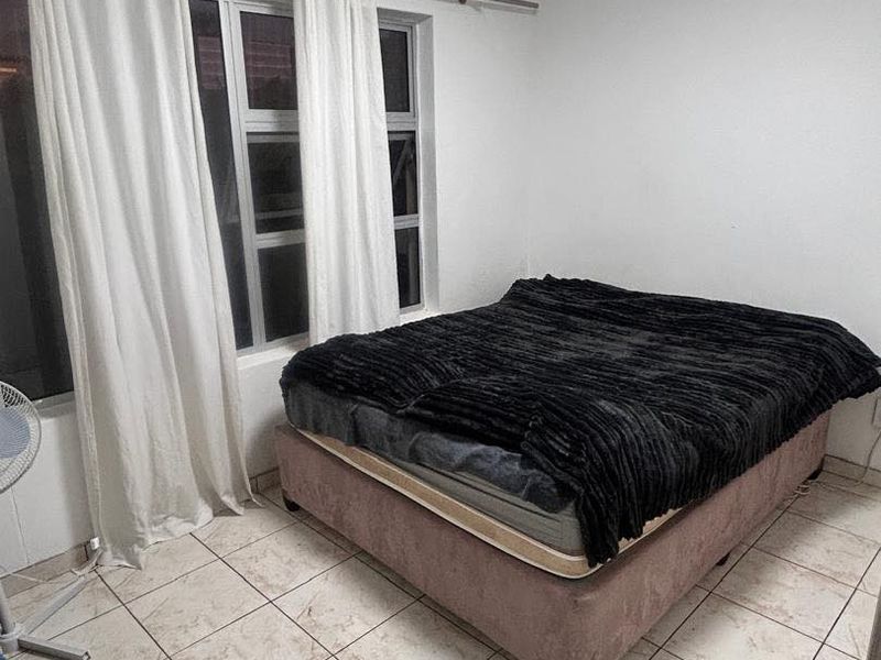 Beautiful and spacious Two bedroom town for sale in Otjomuise 4 - Photo 3