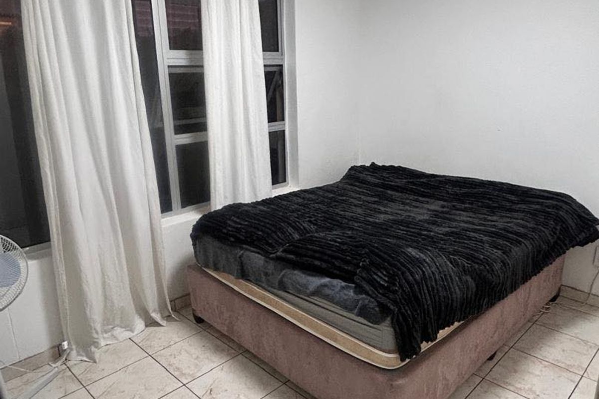 Beautiful and spacious Two bedroom town for sale in Otjomuise 4 - Photo 3