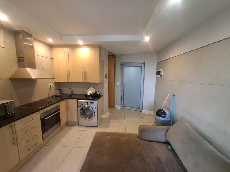 Unfurnished 1 bedroom Apartment in Sandton CBD - Photo 4