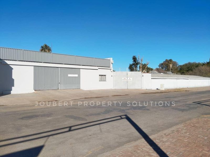EXCEPTIONAL BUSINESS PROPERTY FOR SALE IN MARIENTAL - NAMIBIA - Photo 6