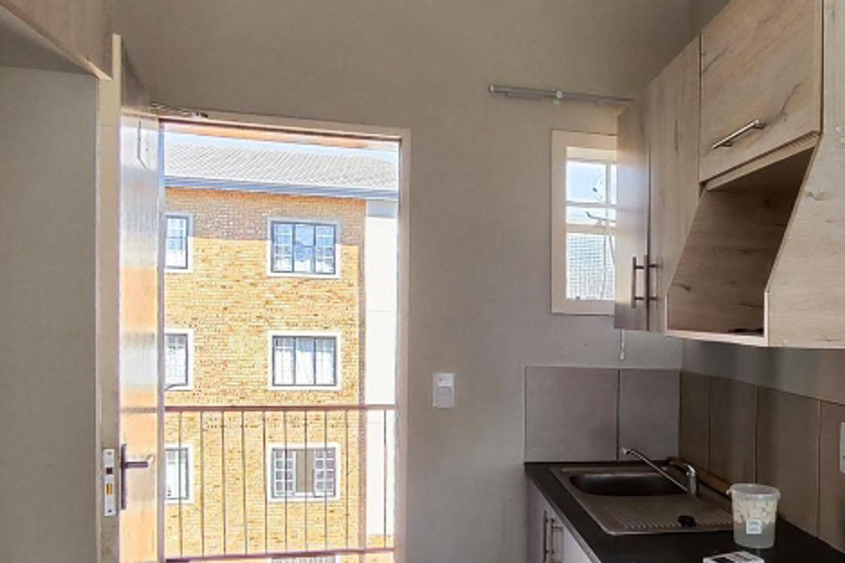 Sunny And Cosy - Photo 3