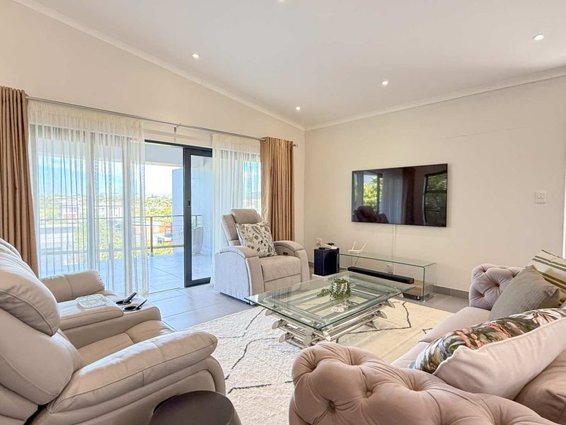 Where family life feels easy- Palm Lakes Estate - Photo 7