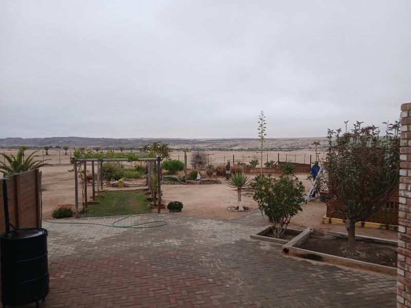 Unique home with breathtaking views - Photo 2