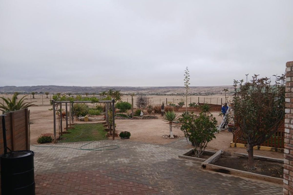 Unique home with breathtaking views - Photo 2