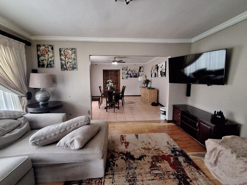 Ideally Located Smallholding at an Exceptional Price – Business Rights Included - Photo 6