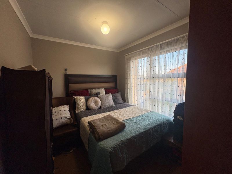 2 Bedroom Home in Parklands Estate - Photo 8