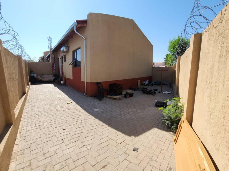 JOINT MANDATE | FOR SALE – WANAHEDA, WINDHOEK - Photo 2