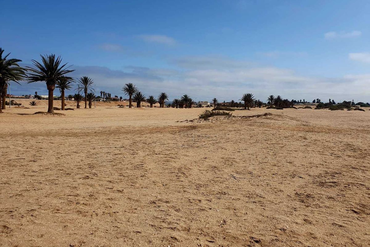 Situated in the Henties Bay Golf Estate, 50 meters from the 8th tee off. - Photo 4